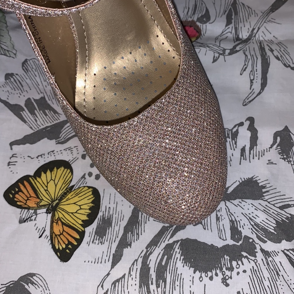 New with box Vepose New York Gold Glitter Heels - Picture 3 of 15